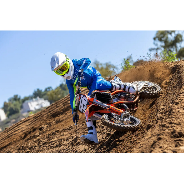 HELMET FLEET YOUTH WHITEOUT M