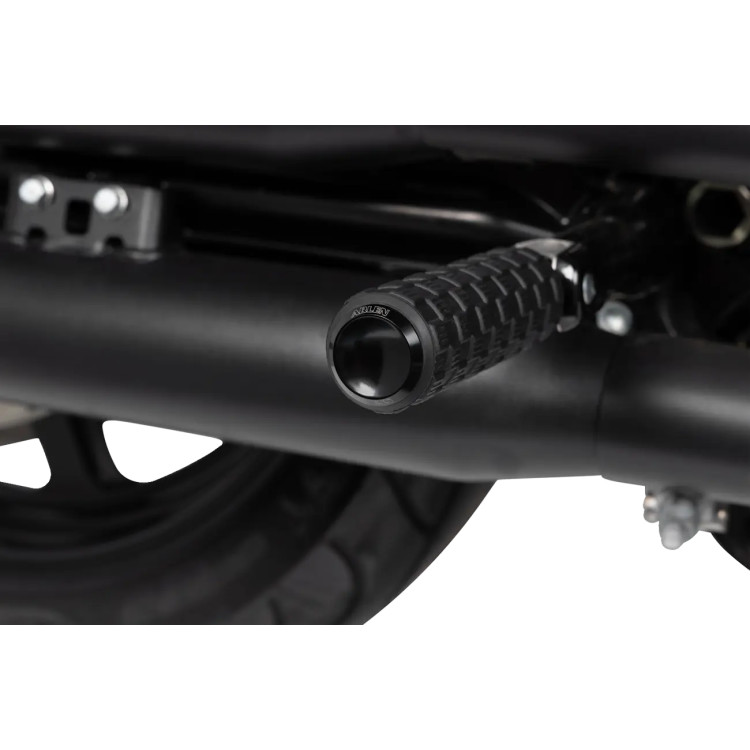 FOOTPEGS REAR - SOFTAIL M8 - A