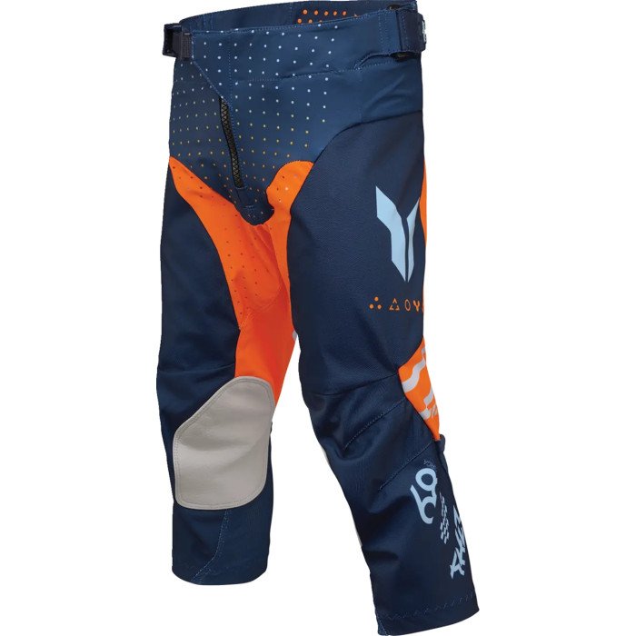 PANT YTH LAUNCHMODE FUTURA NAV
